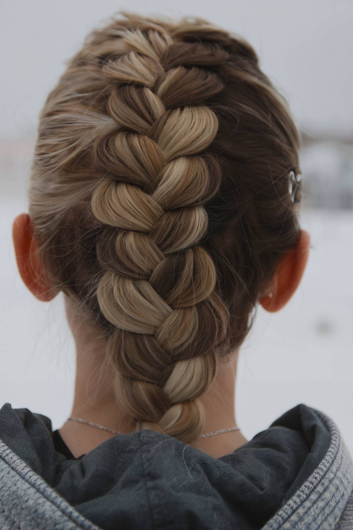 Cute winter hairstyle