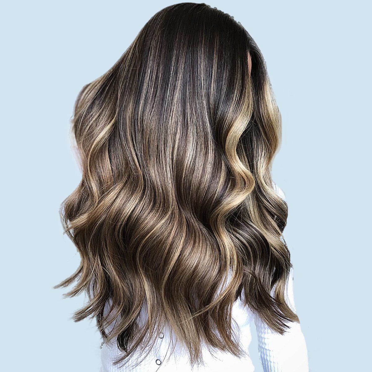 High contrast brown to blonde ombre! Obsessed with this look and the curls!