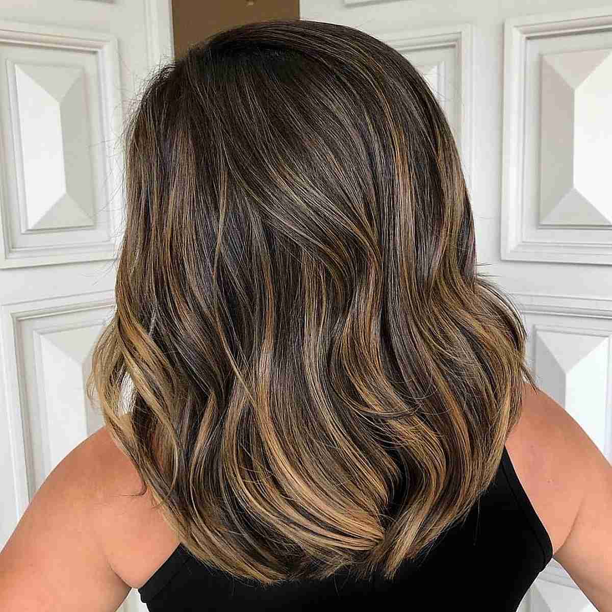 100+ Cute & Easy Shoulder-Length Haircuts for Spring 2023