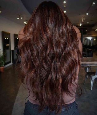 25 Incredible Balayage Dark Brown Hair Colors to Steal