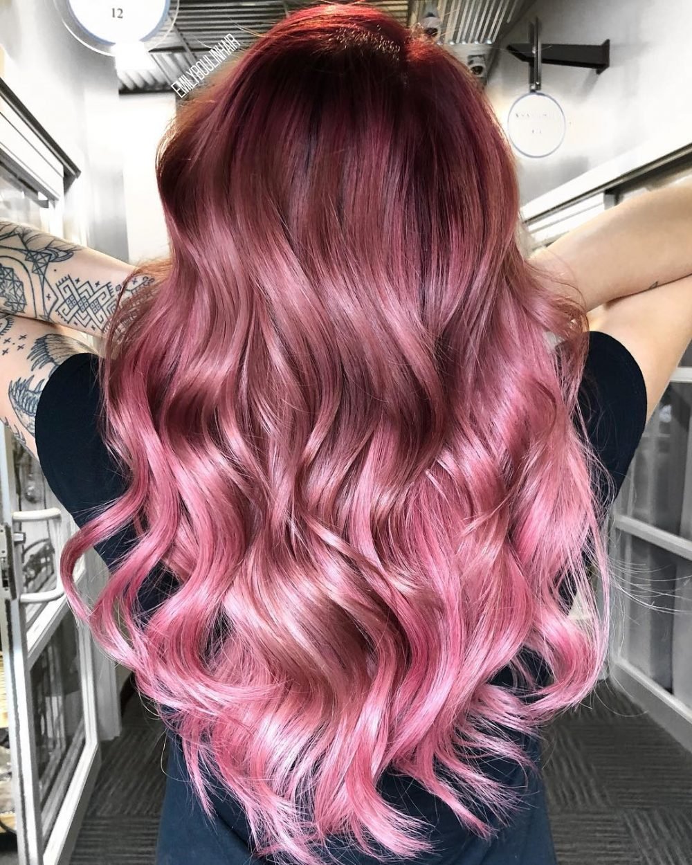 What to Consider Before Dyeing Your Hair Pink