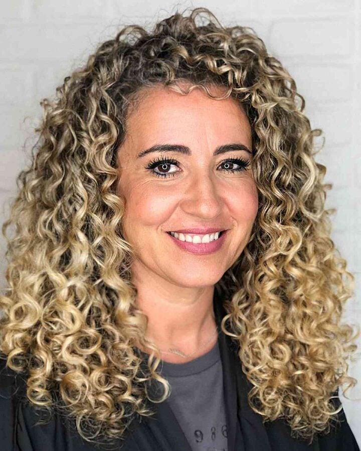 Defined Curls With Volume On Medium Length Hair 720x900 