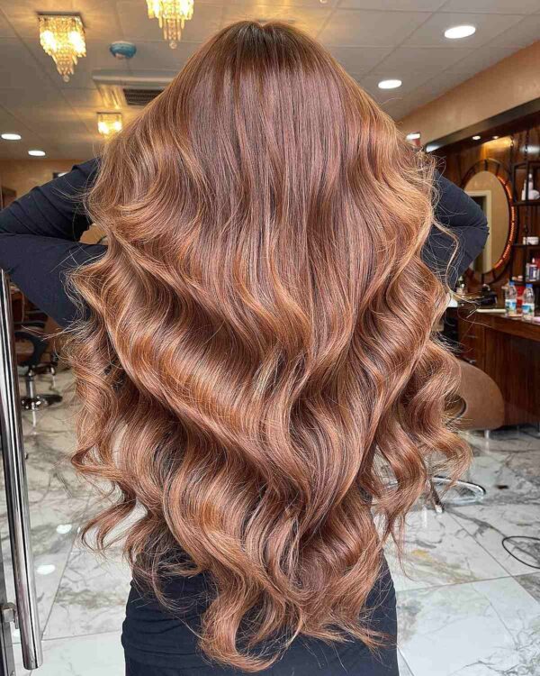 30 Stunning Examples Of Caramel Balayage Highlights For 2024   Dimensional Caramel Brown Balayage 600x750 