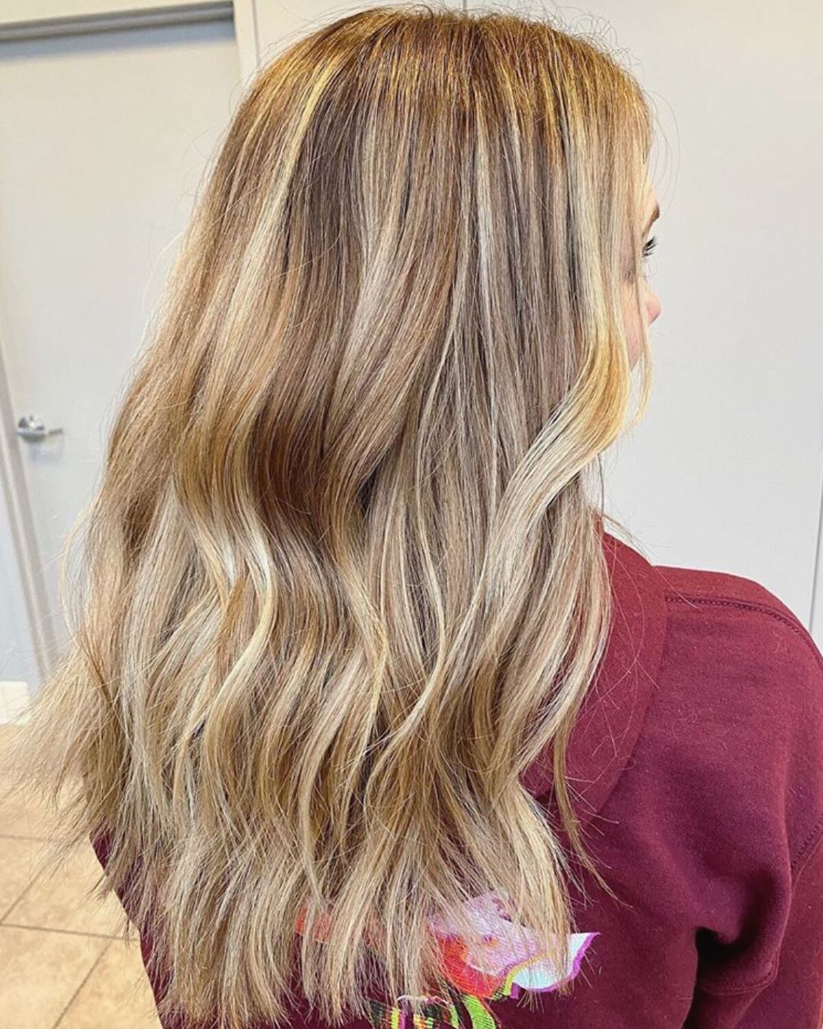 dirty blonde hair with light blonde highlights