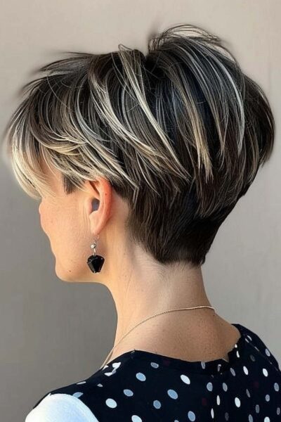A Short Pixie Wedge Cut with Highlighted Choppy Layers