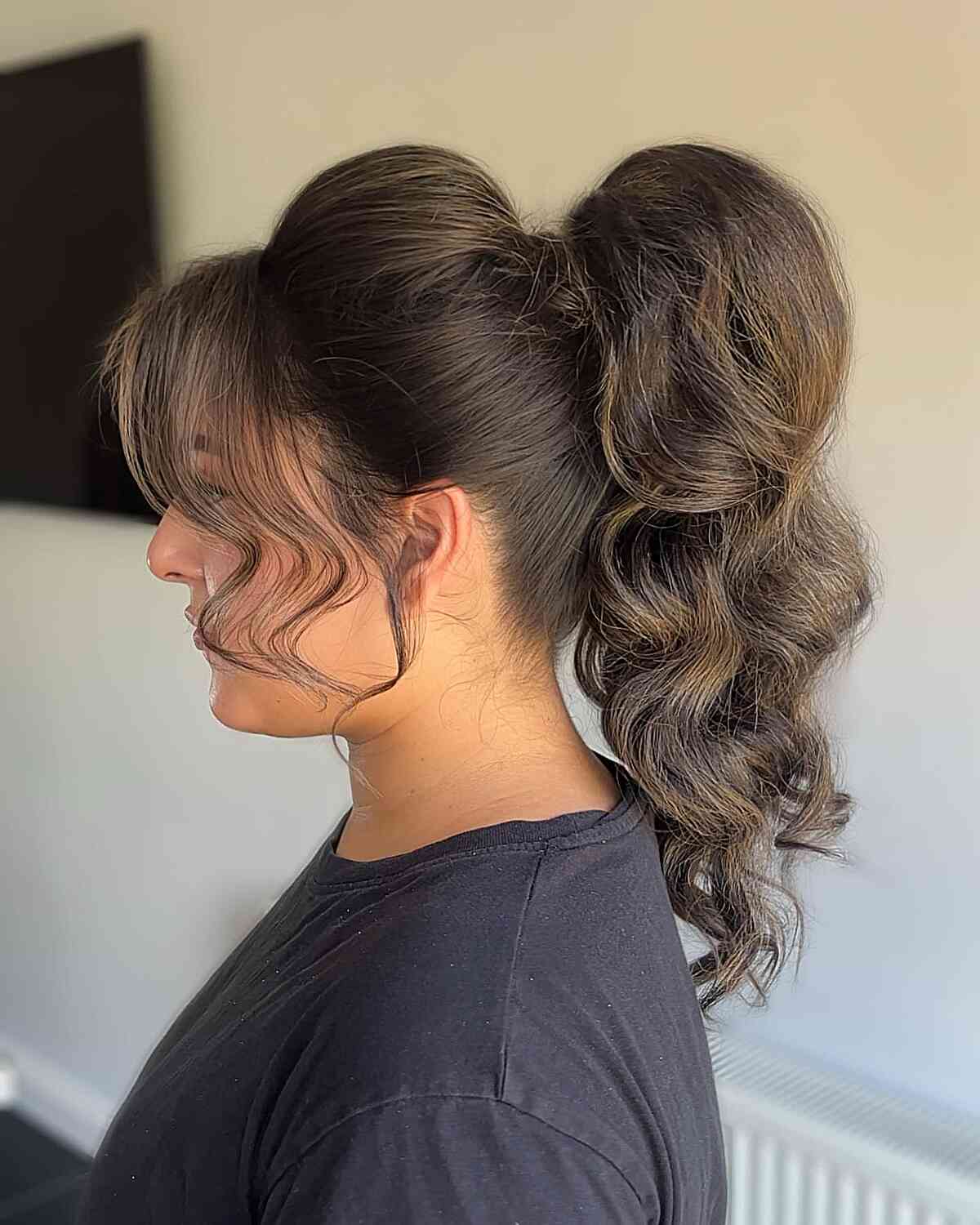 Easy Wavy Voluminous Ponytail Updo with Face-Framing Pieces