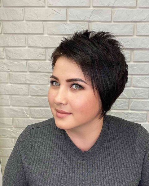 33 Best Short Dark Hair Color Ideas of 2024