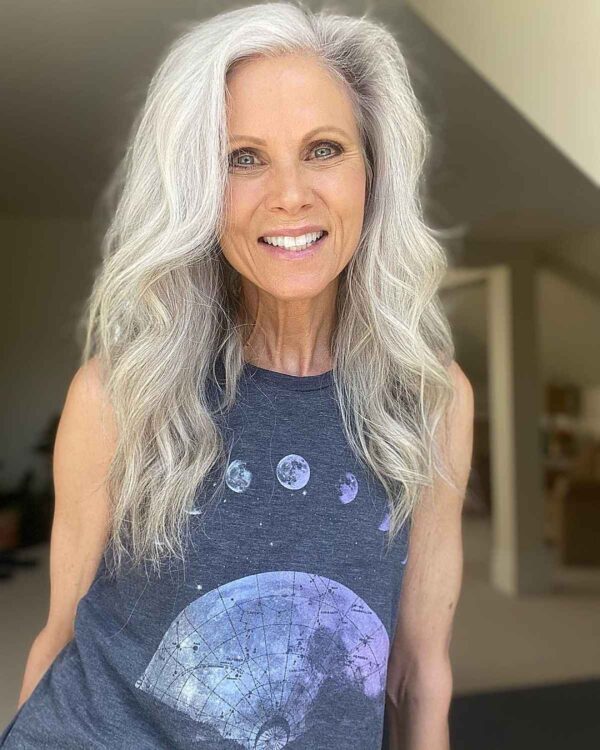 33 Most Flattering Long Hairstyles for Women Over 60 with Thick Hair