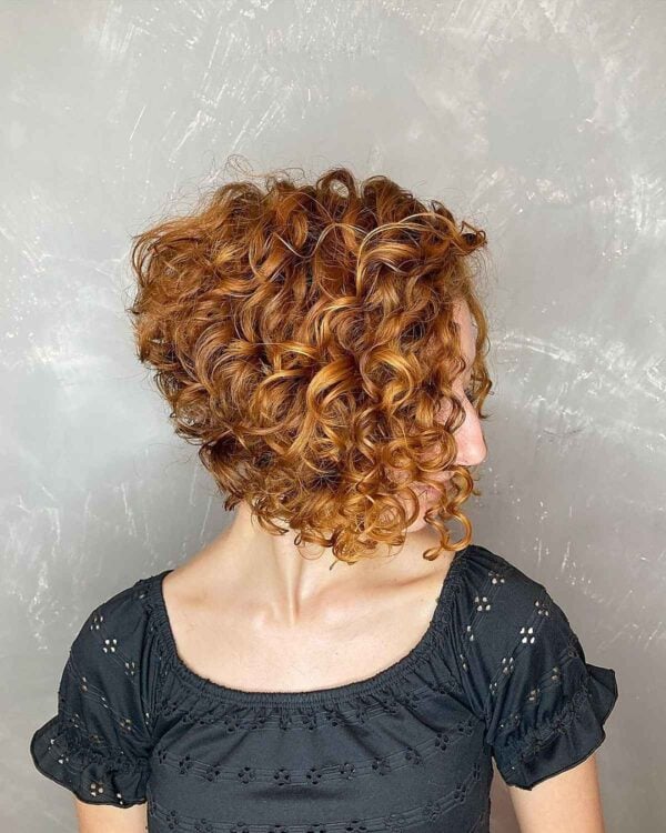 23 Stacked Short Curly Bob Haircuts To Enhance Your Natural Curls