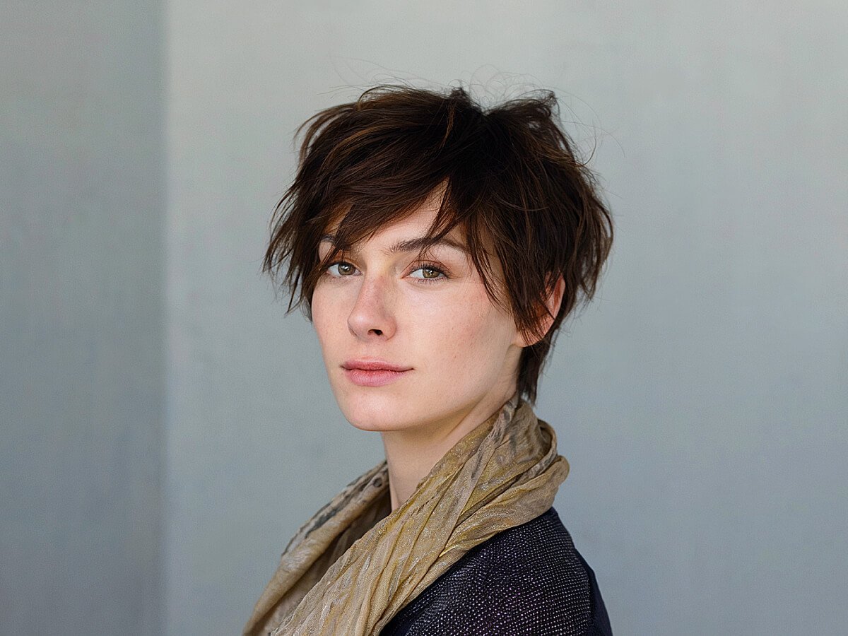 Effortless wispy pixie haircuts for women