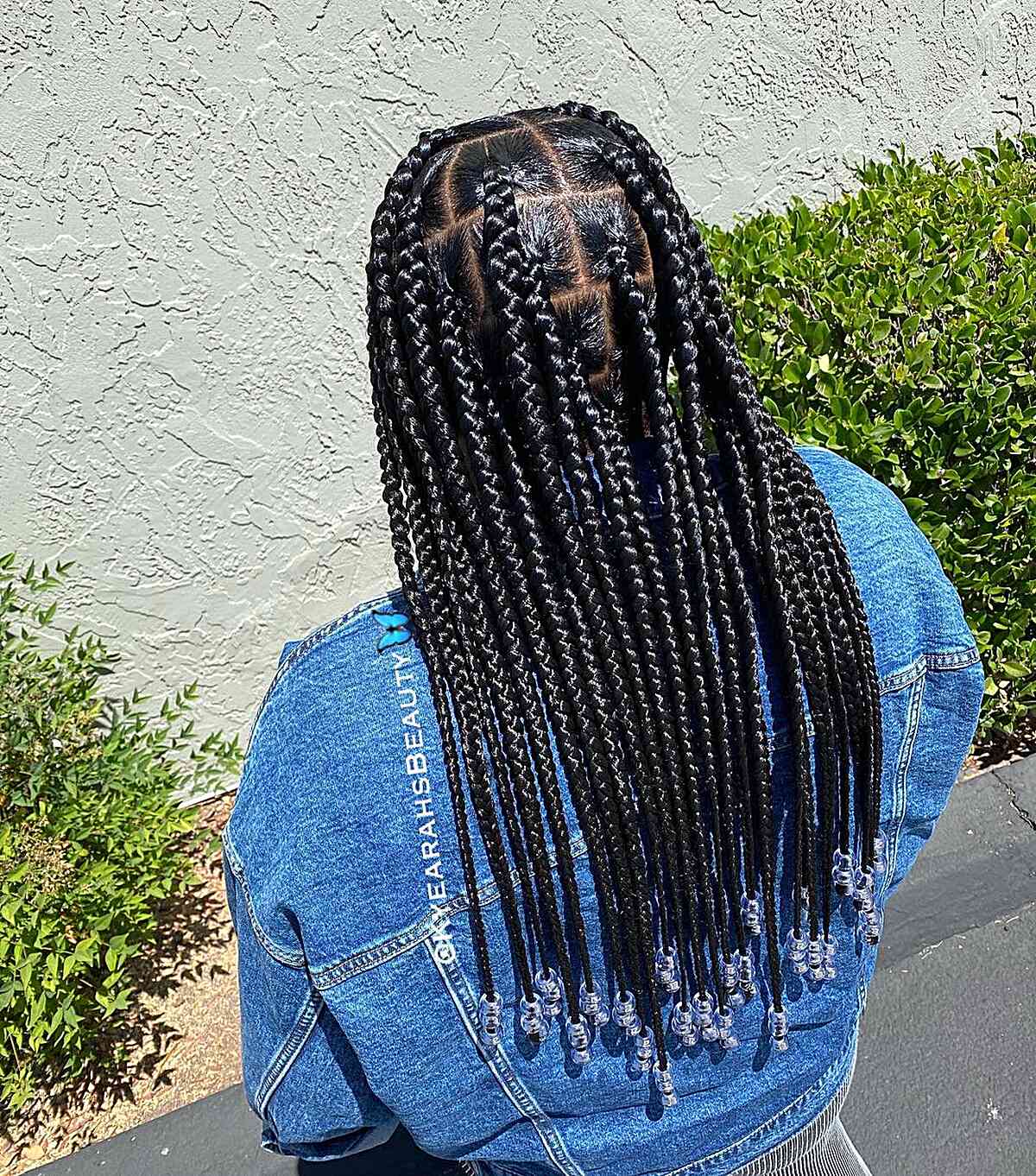 Long and Extra Large Knotless Box Braids With Beads