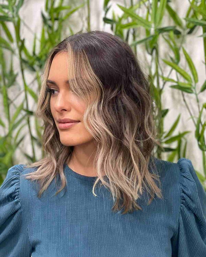 33 Cute Hairstyles for Medium Length Hair Right Now