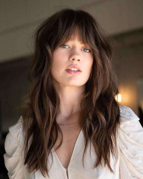 30 Flattering Ways to Wear Bangs for Square Face Shapes