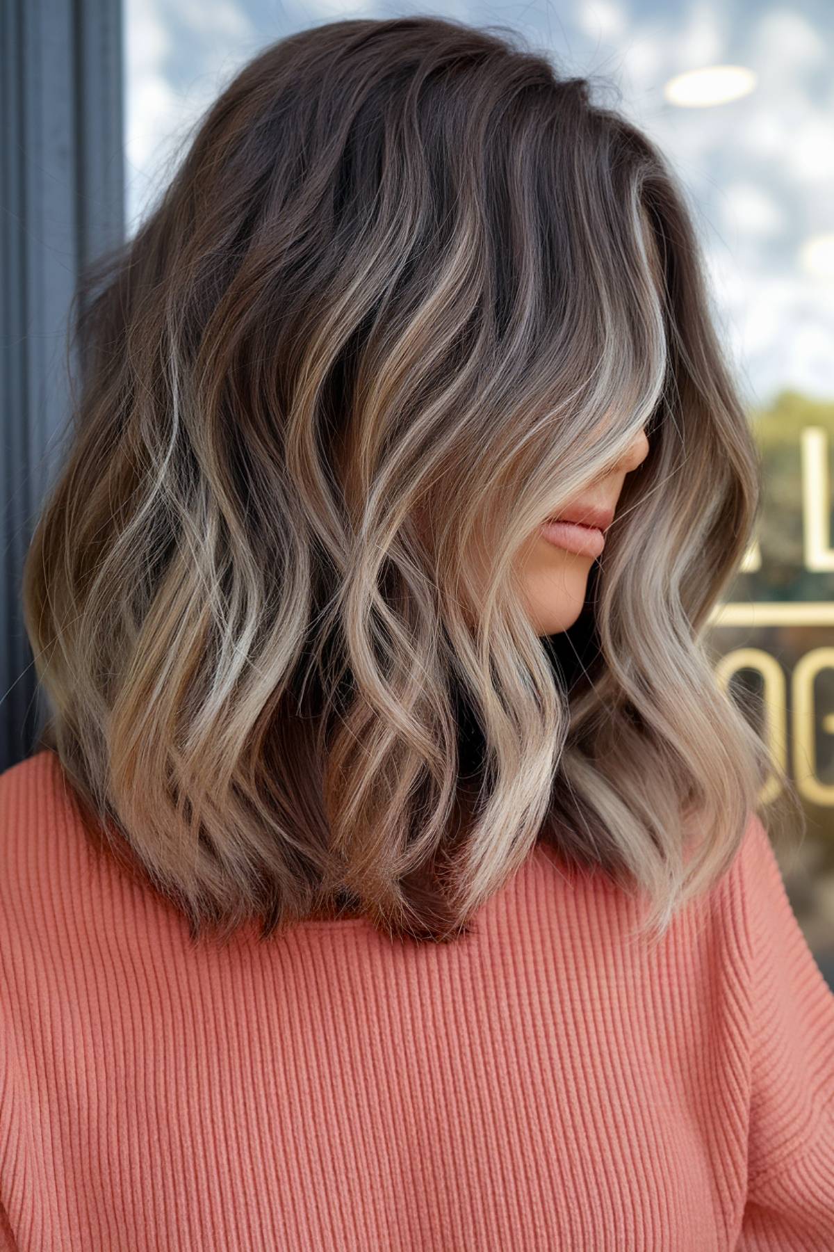 Fall brunette balayage with blonde highlights