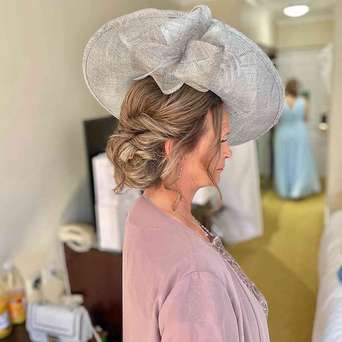 Fascinating twist mother of the bride hairstyle
