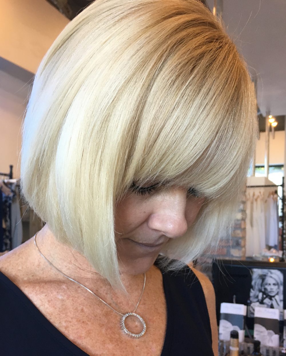 A mentum length bob tin render ease inwards that yous are dealing alongside much less pilus than if yous 25 Chin Length Bob Hairstyles  Haircuts That Are Absolutely Stunning