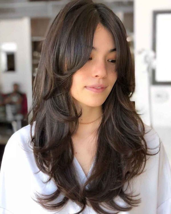 Curtain Bangs on Long Hair 29 Ideas to Get Rid of Boring Hair