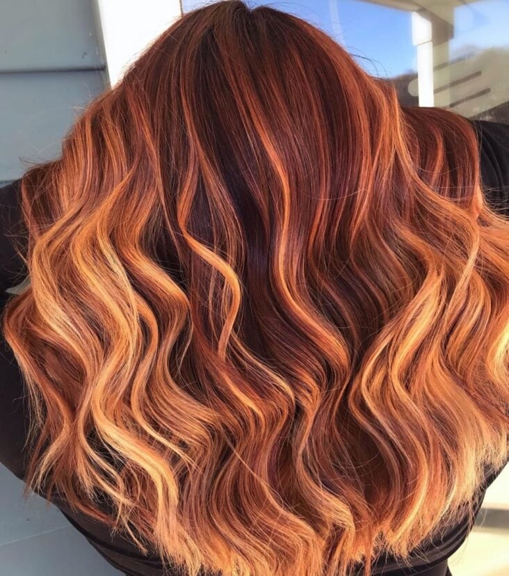 29 Trendy Ways to Pair Red Hair with Highlights (Photos)