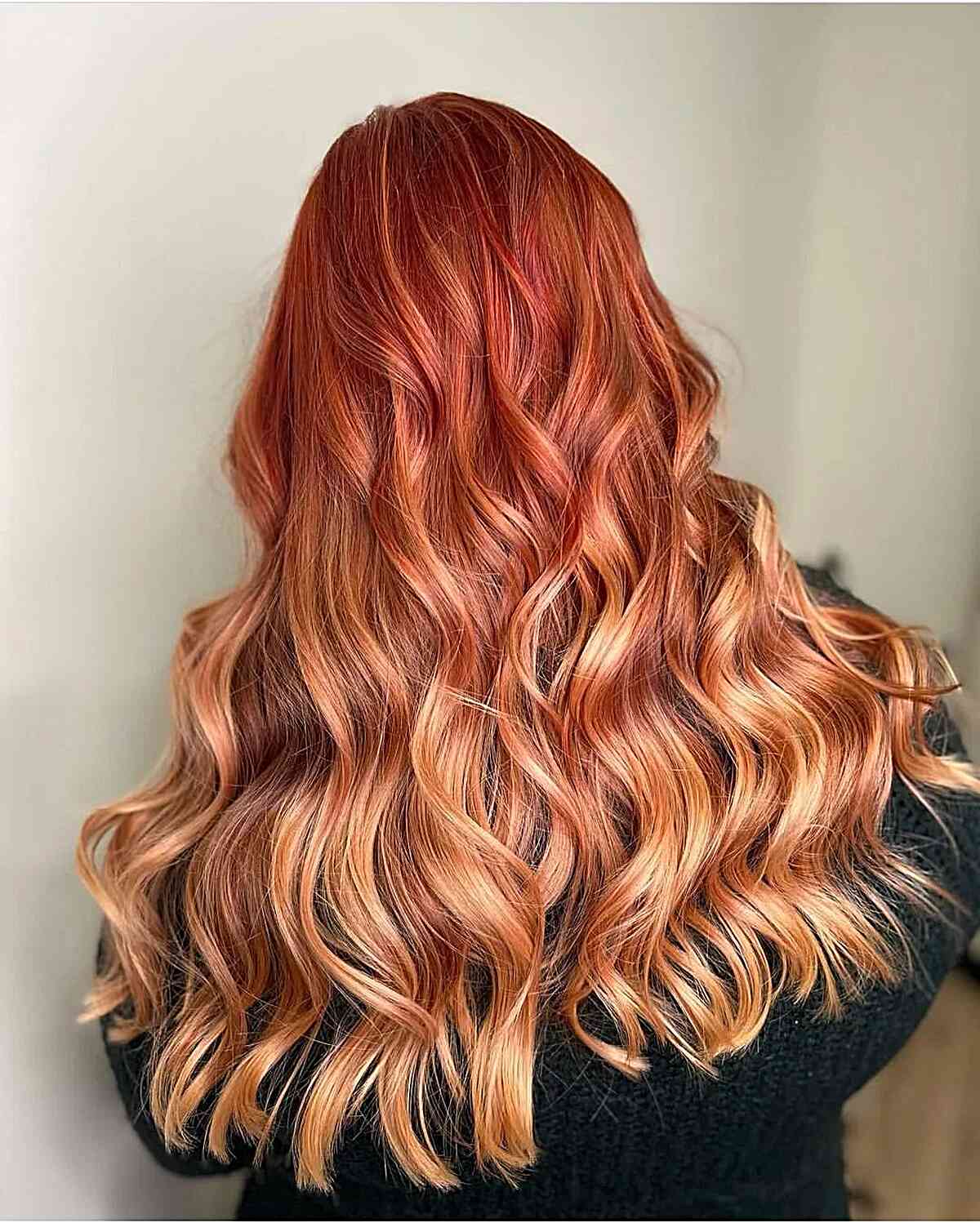 Flattering Mahogany With Blonde Highlights Red Hairstyle