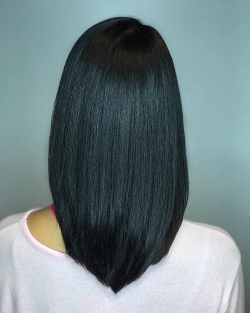 Slight V-Cut For Shoulder-Length Hair