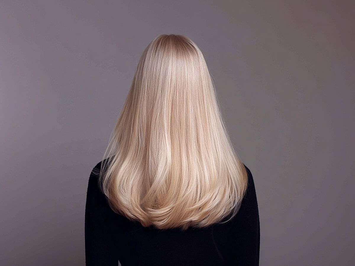 Fresh creamy vanilla blonde hair color ideas
