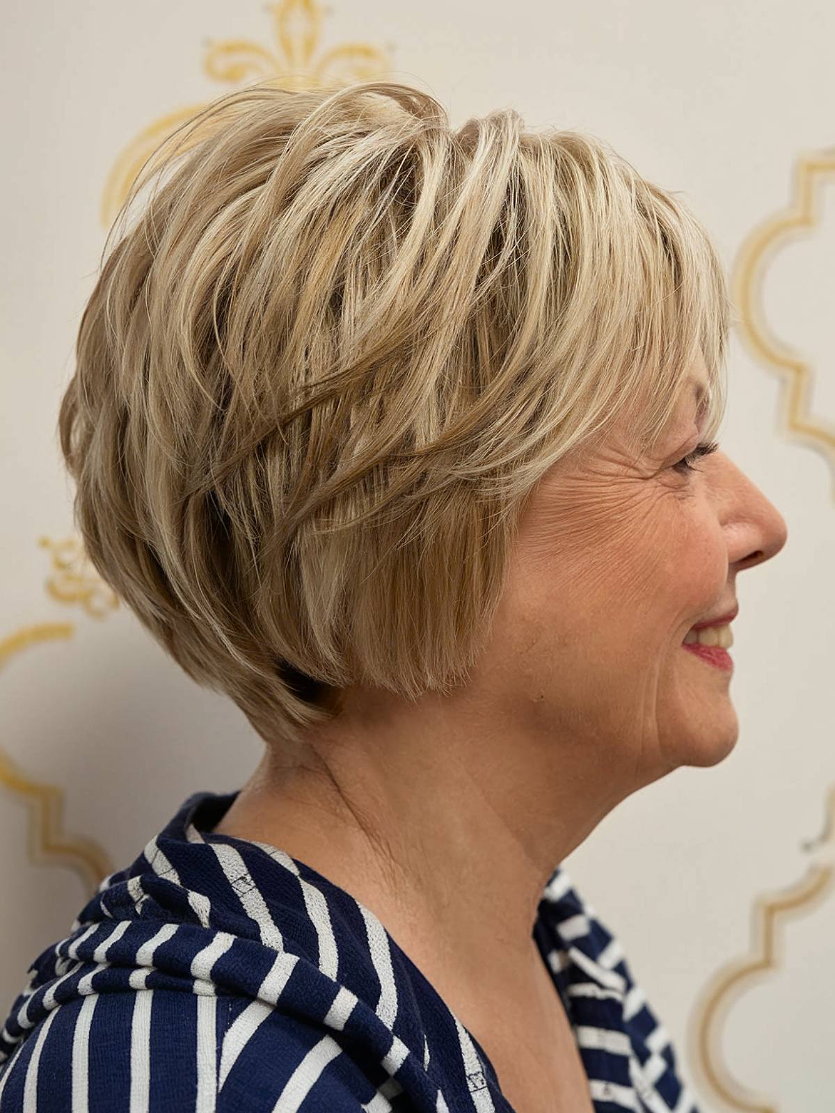 Short layered hairstyle for older women over 70