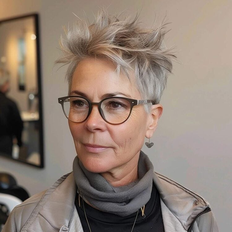 27 Short Spiky Haircuts for Women Over 60 with Sass