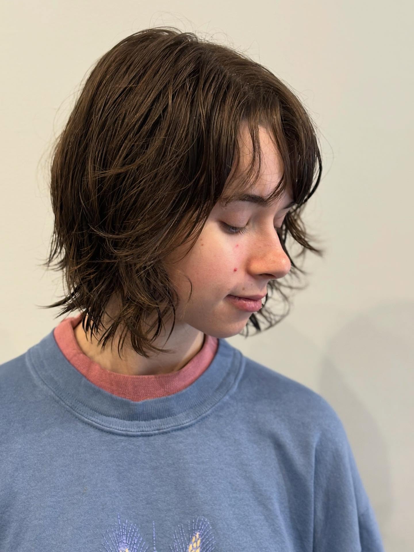 Relaxed Chocolate Waves with Feathered Ends