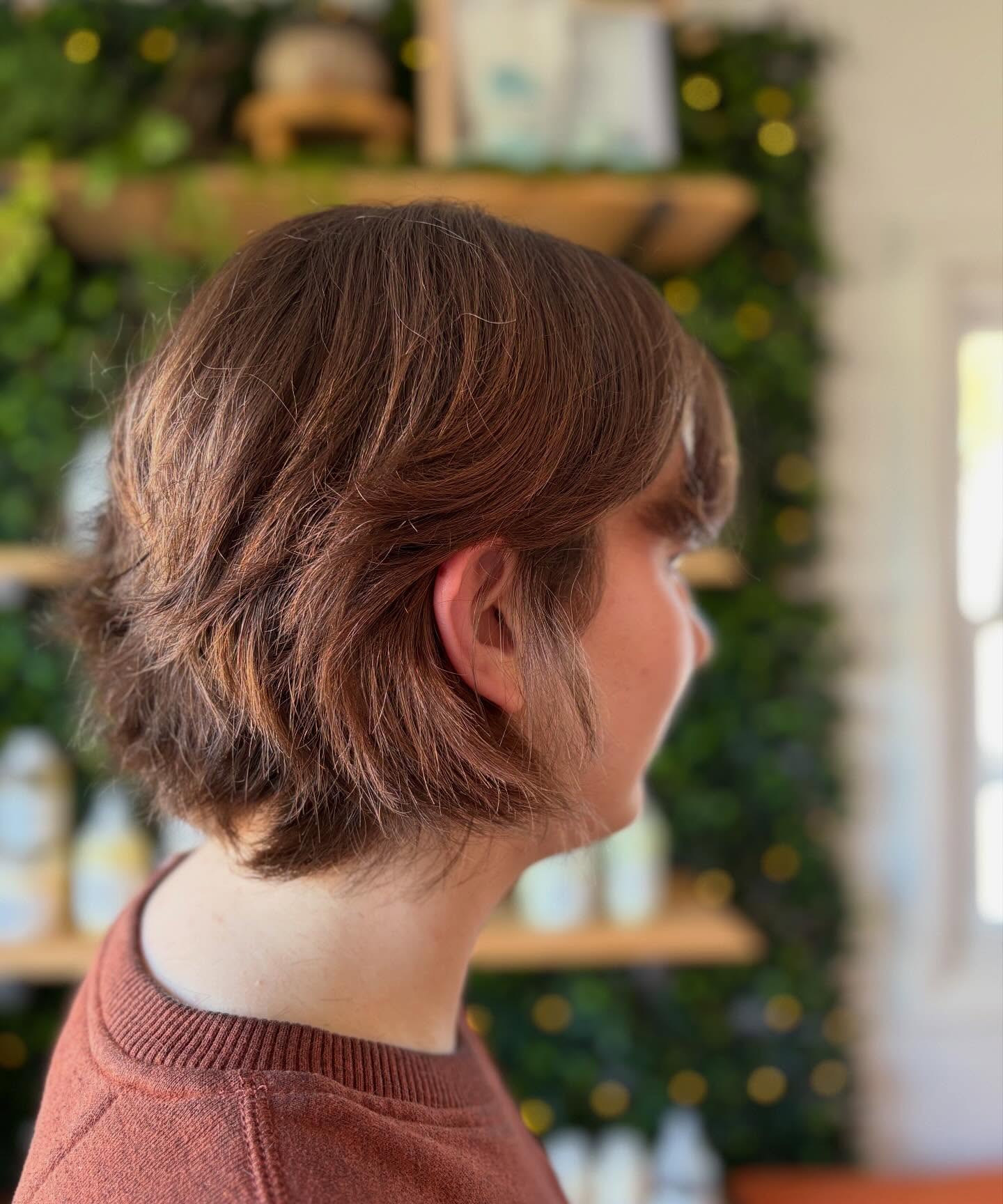 Subtle Tapered Brunette Bob with Natural Waves