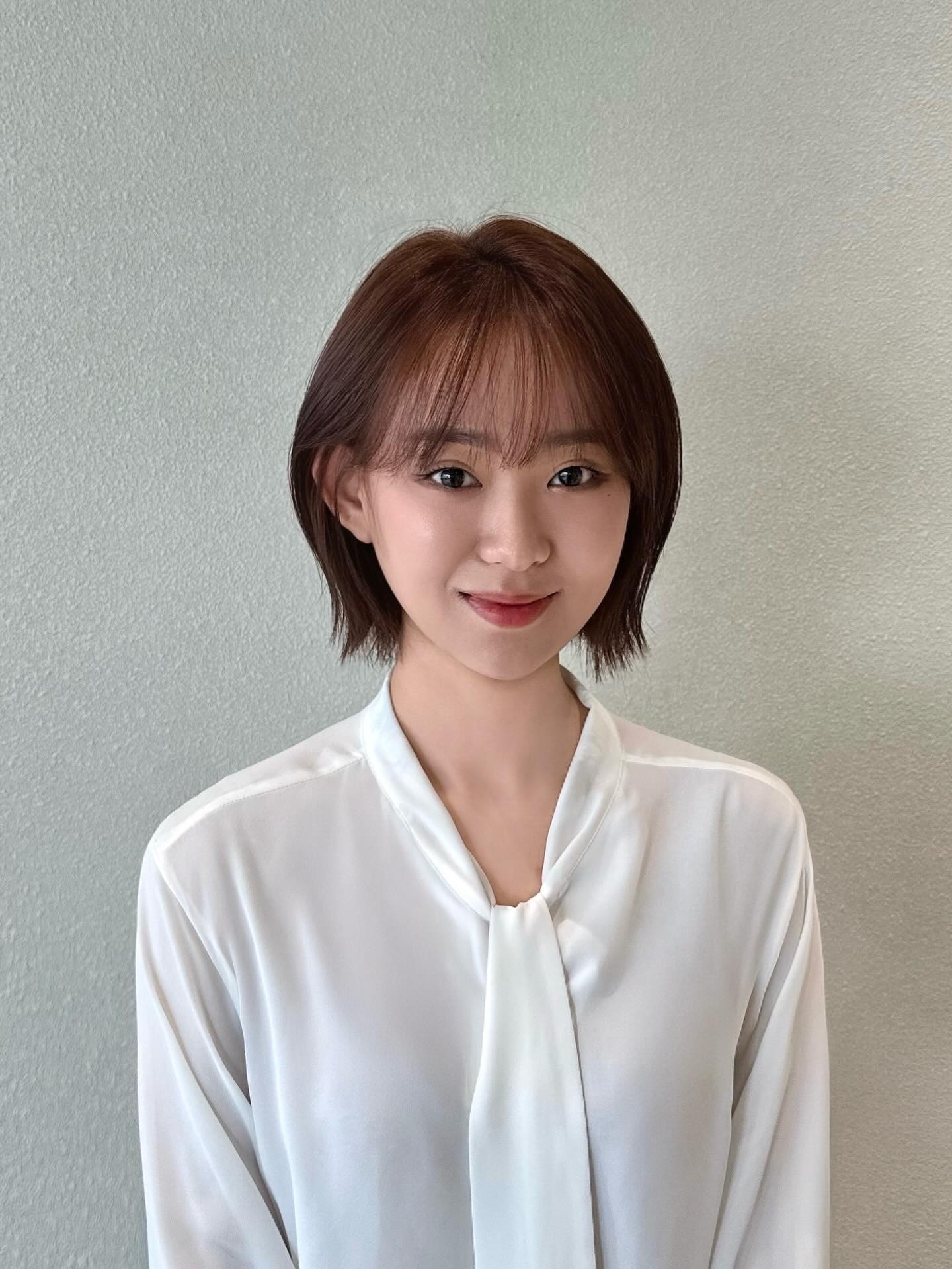 Refined Chestnut Bob with Soft Bangs