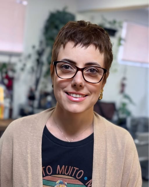 Chic Espresso Pixie with Side-Swept Bangs