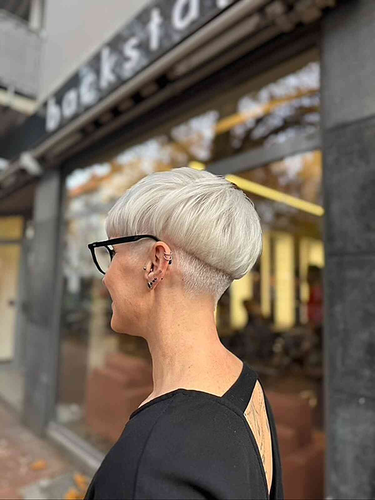 Modern Textured Short Crop with Edgy Undercut