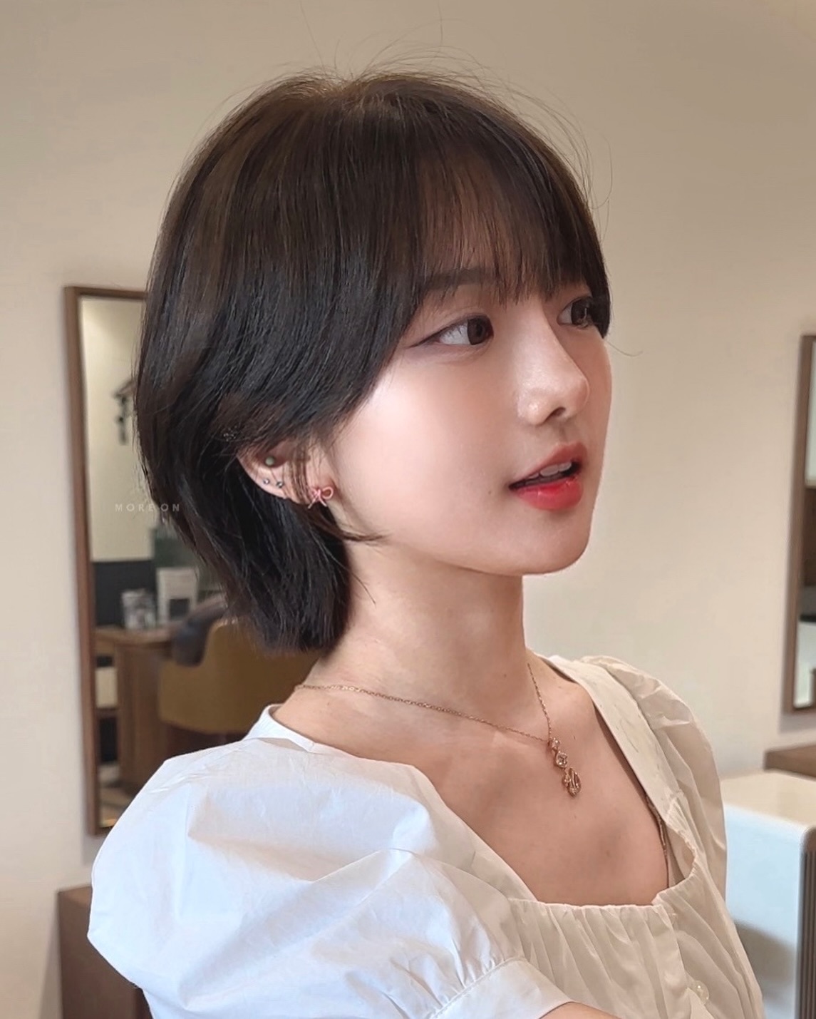 Chic Short Bob with Delicate Bangs