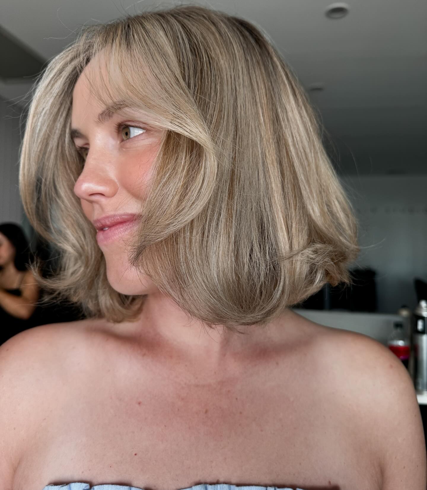 Soft Textured Blunt Bob with Face-Framing Layers