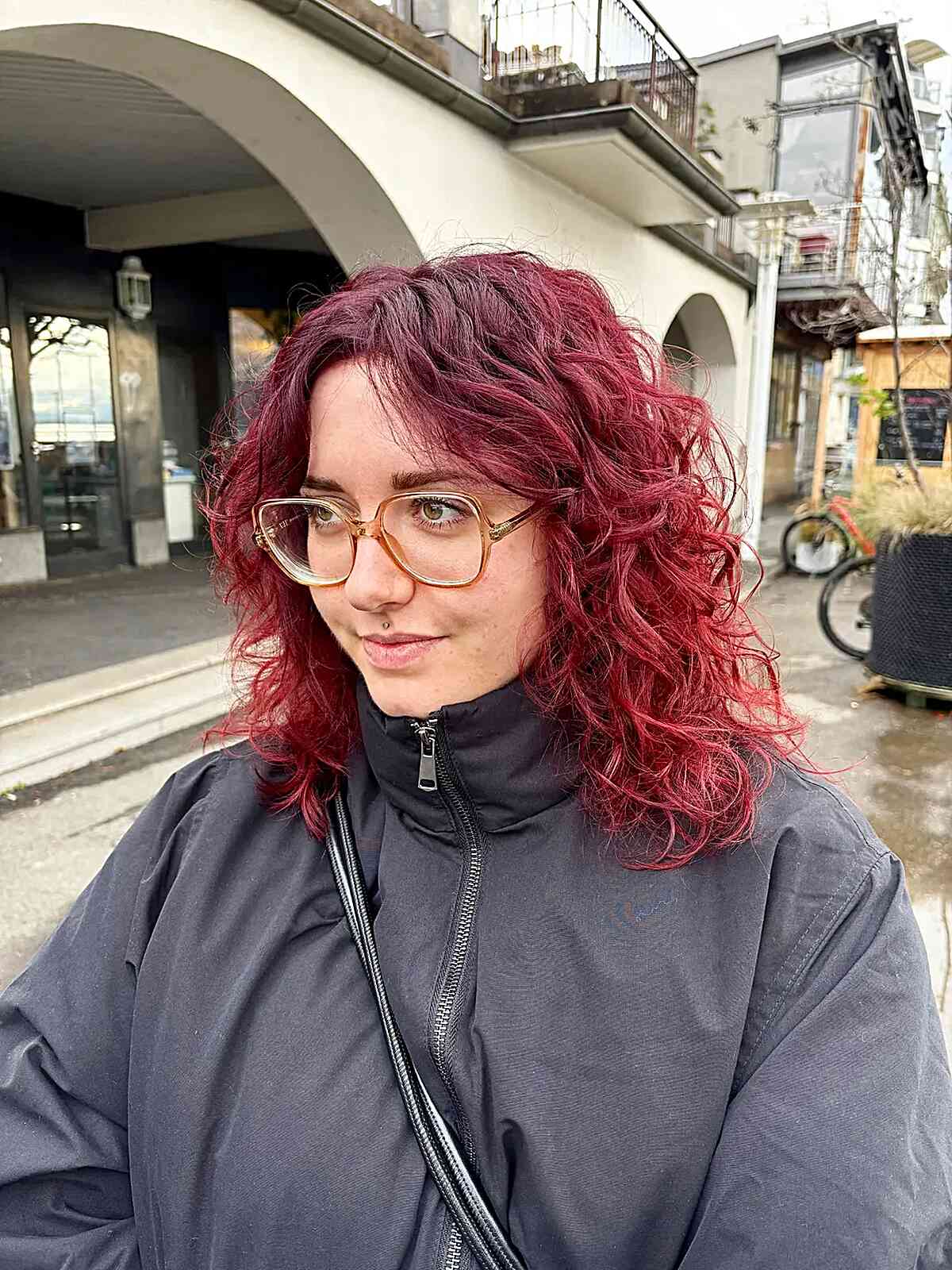Bold Wavy Red Curls