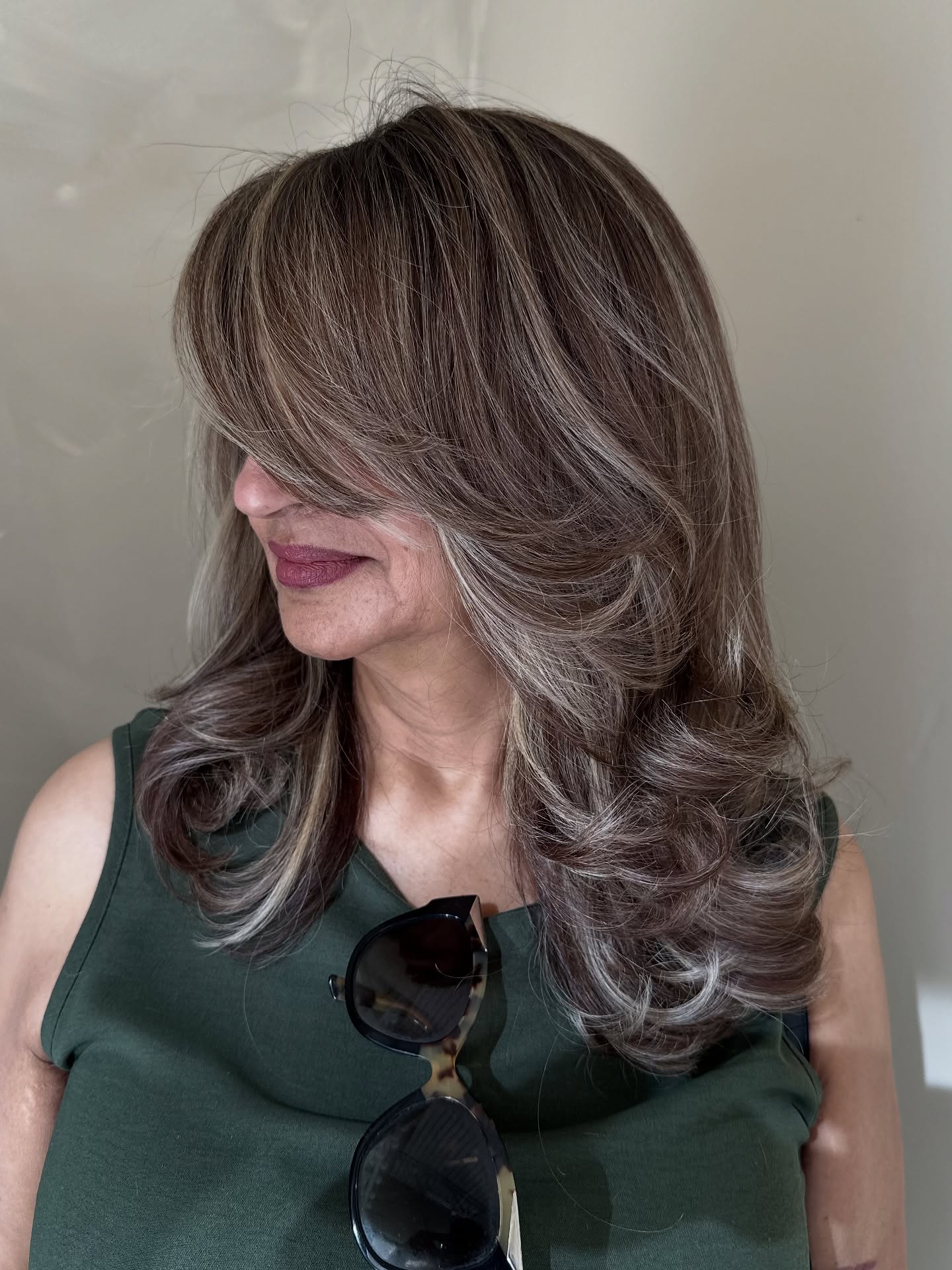 Silvery Ash Curls with Seamless Layers
