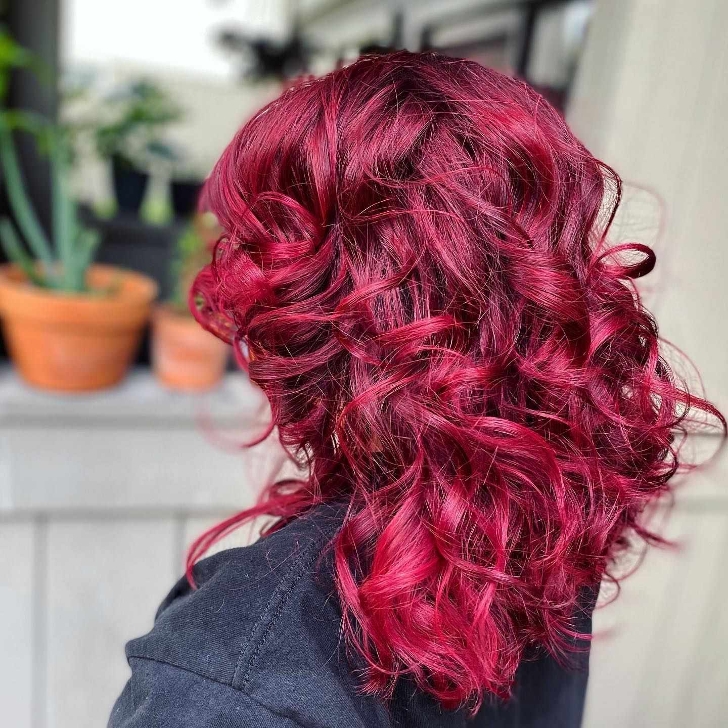 Vibrant Crimson Waves with Luscious Volume