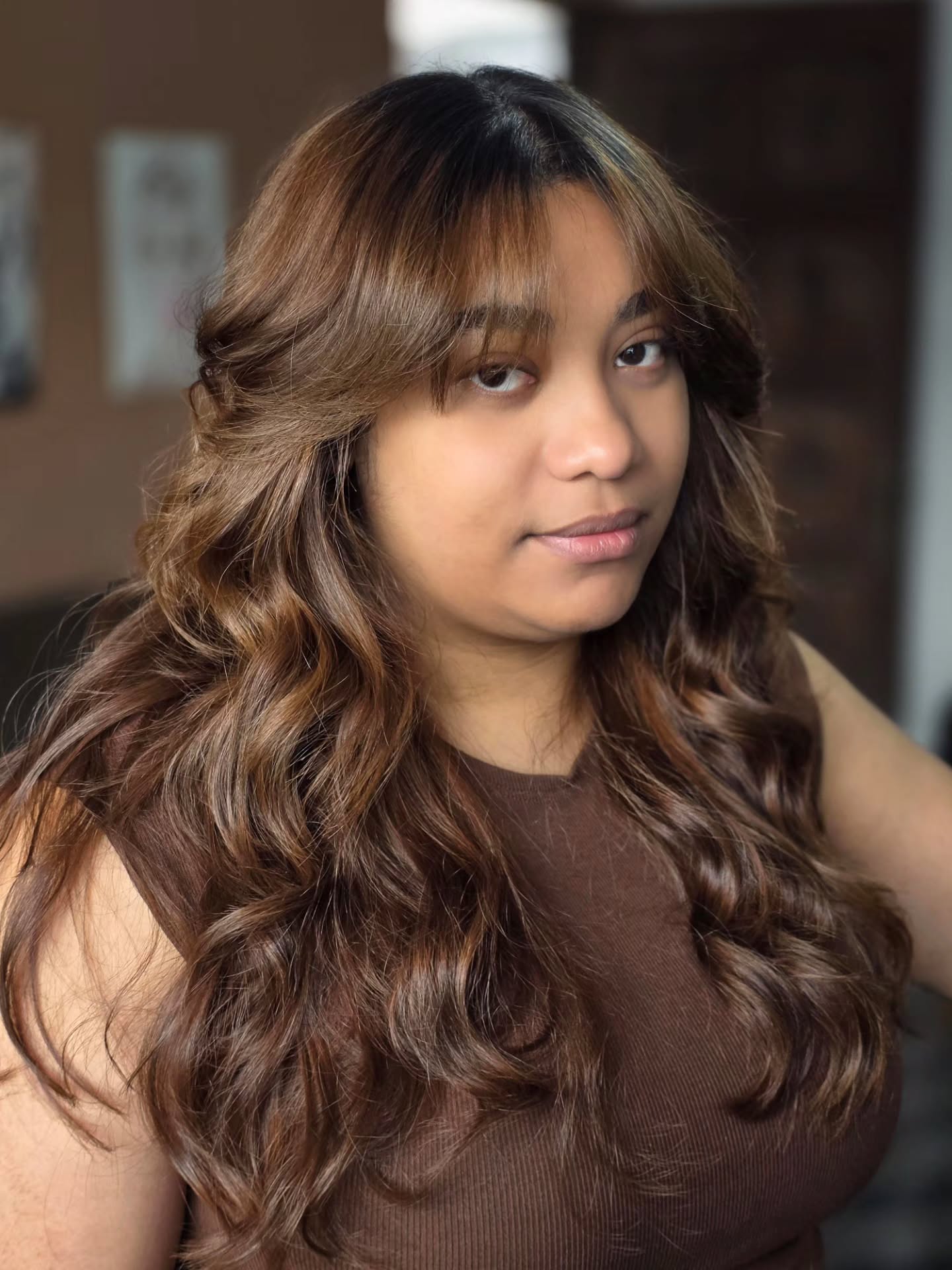 Effortlessly Elegant Tousled Waves with Seamless Curtain Bangs
