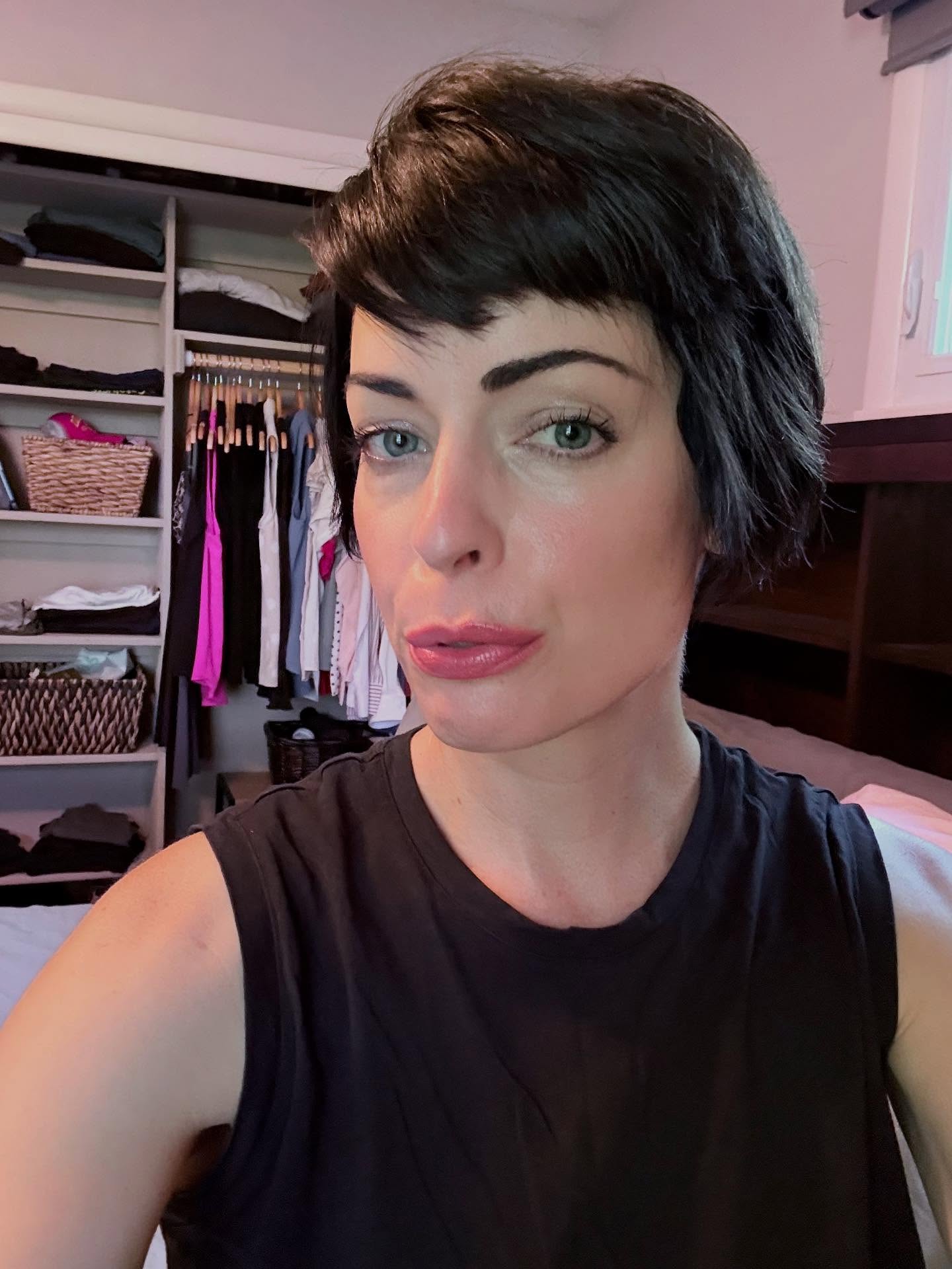 Refined Black Pixie with Side-Swept Bangs