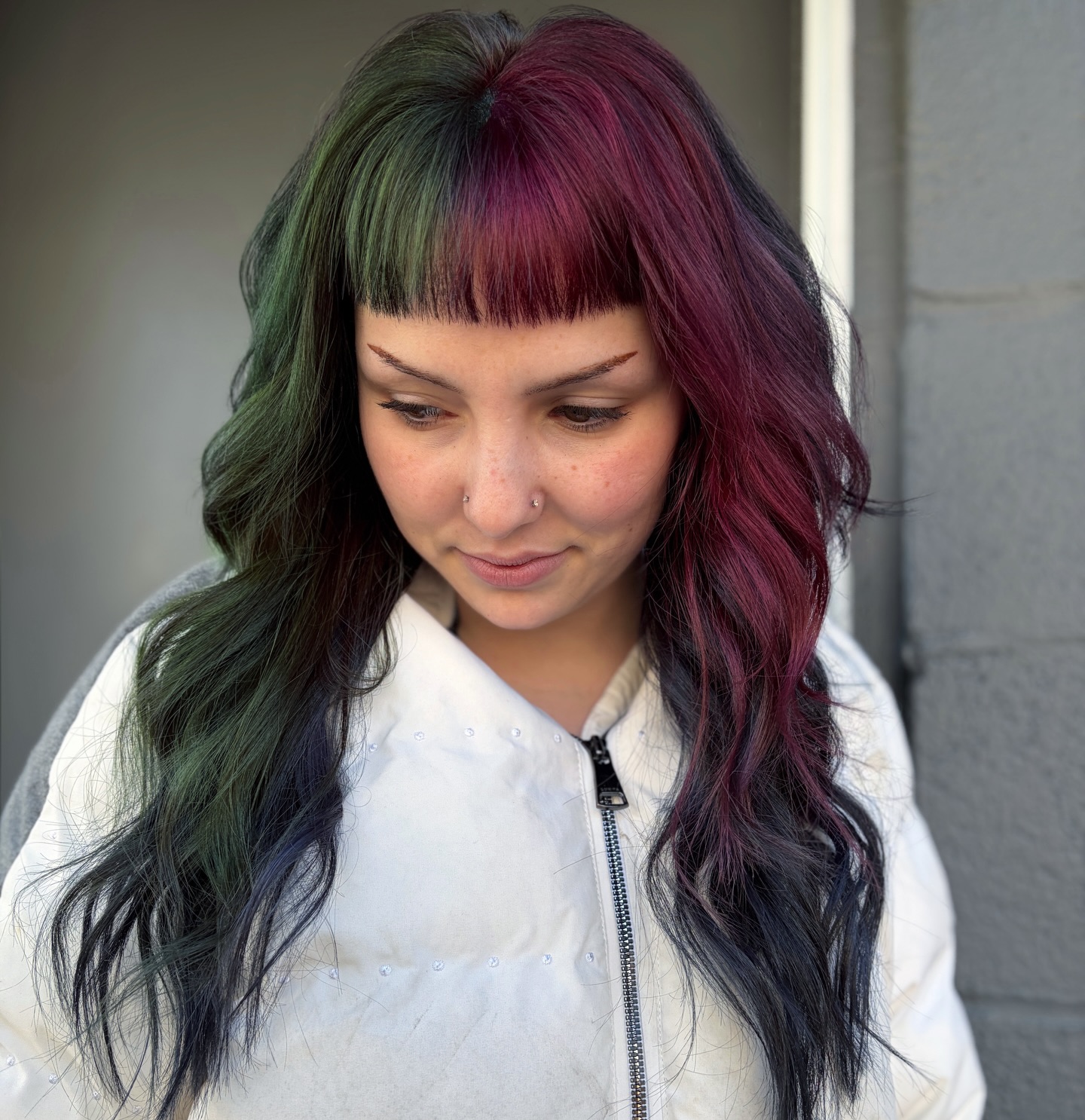 Mystic Emerald and Burgundy Wave Contrast