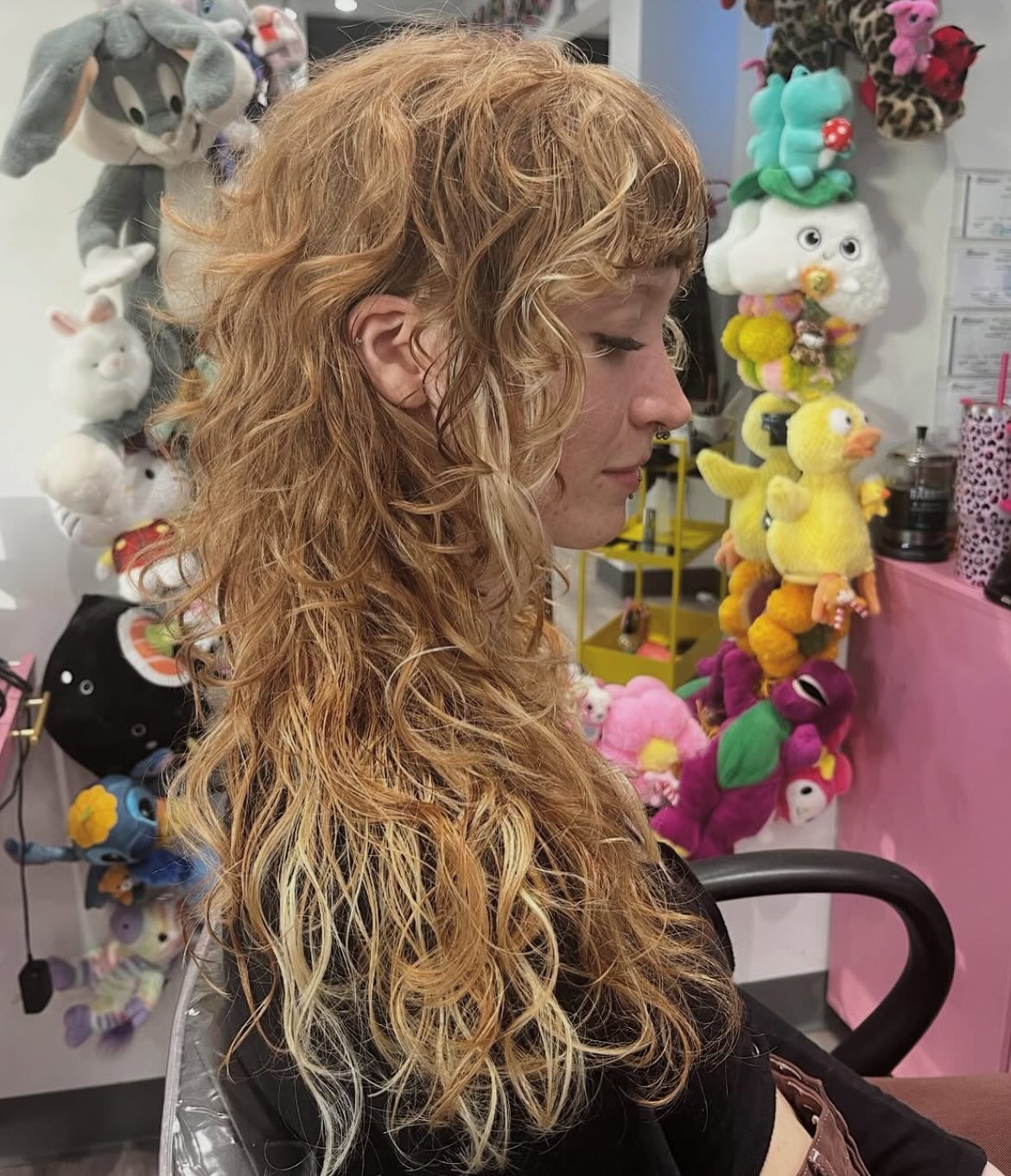 Golden Spiral Curls with Natural Root Fade