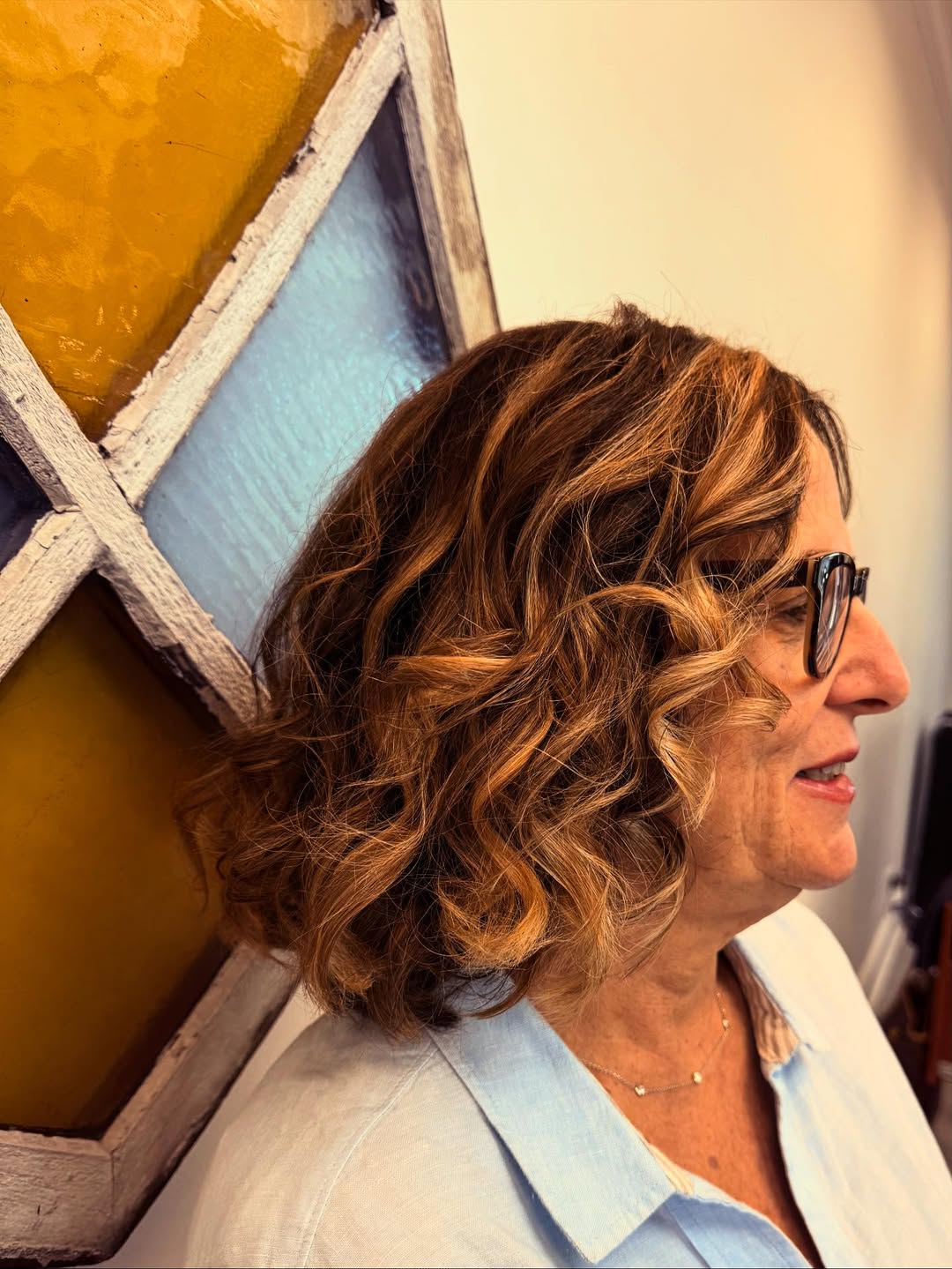 Classic Curled Bob with Natural Tones