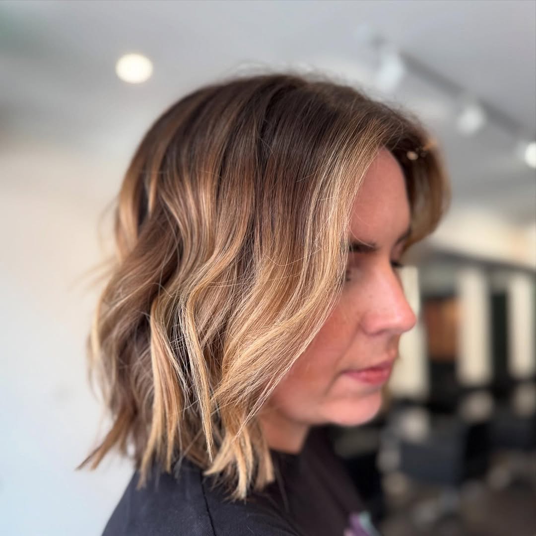 Mocha-to-Caramel Wavy Lob