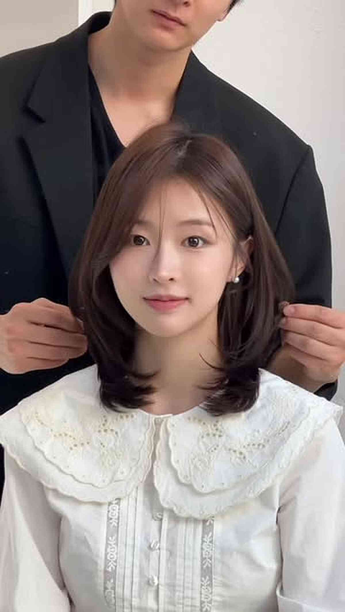 Sleek Straight Layered Lob with Subtle Movement