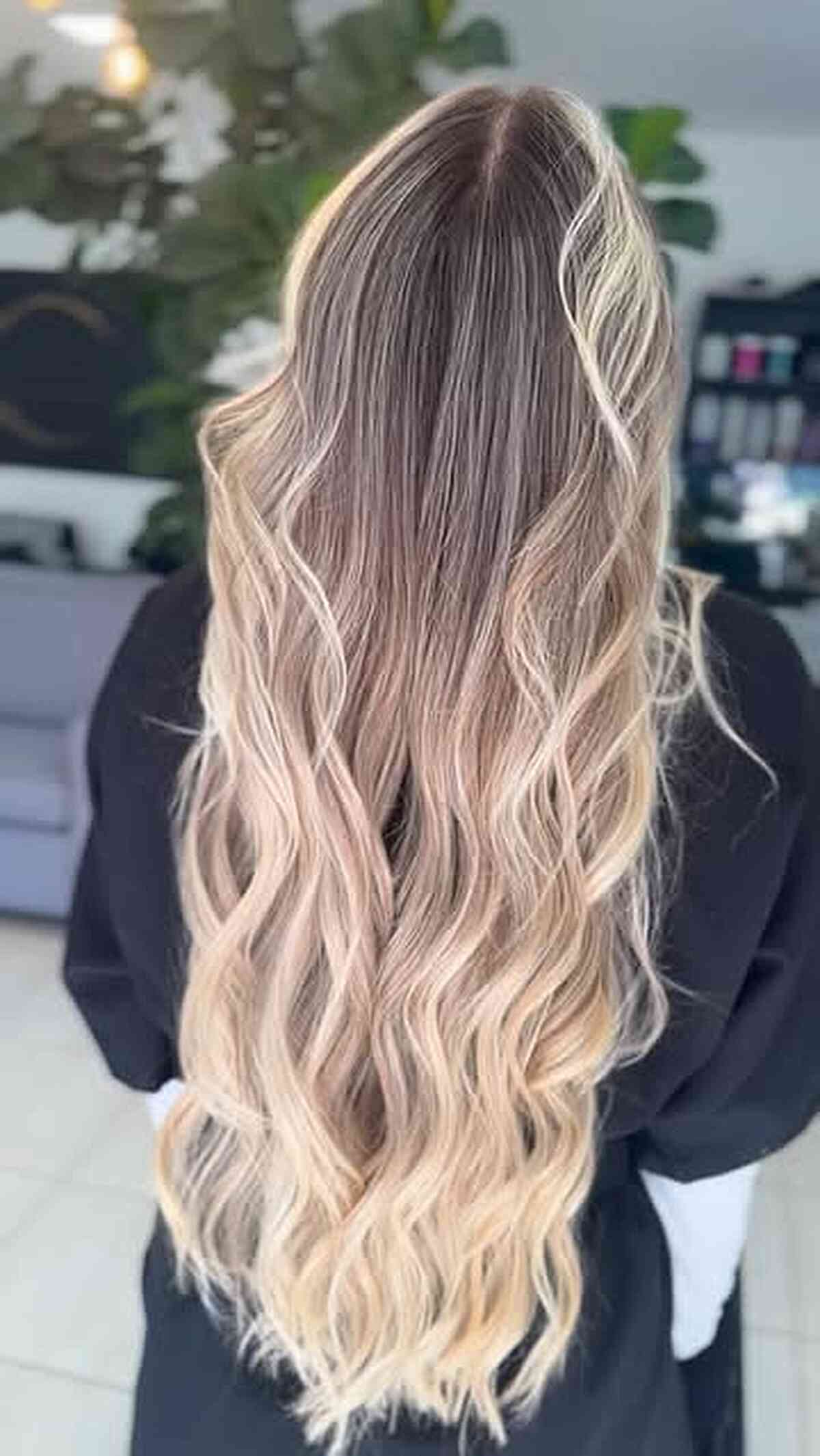 Long Blonde Balayage with Soft Waves