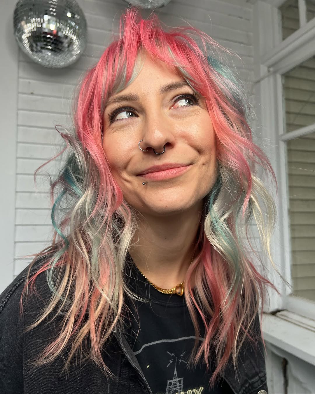 Breezy Pastel Pink and Seafoam Highlights on Wavy Lob