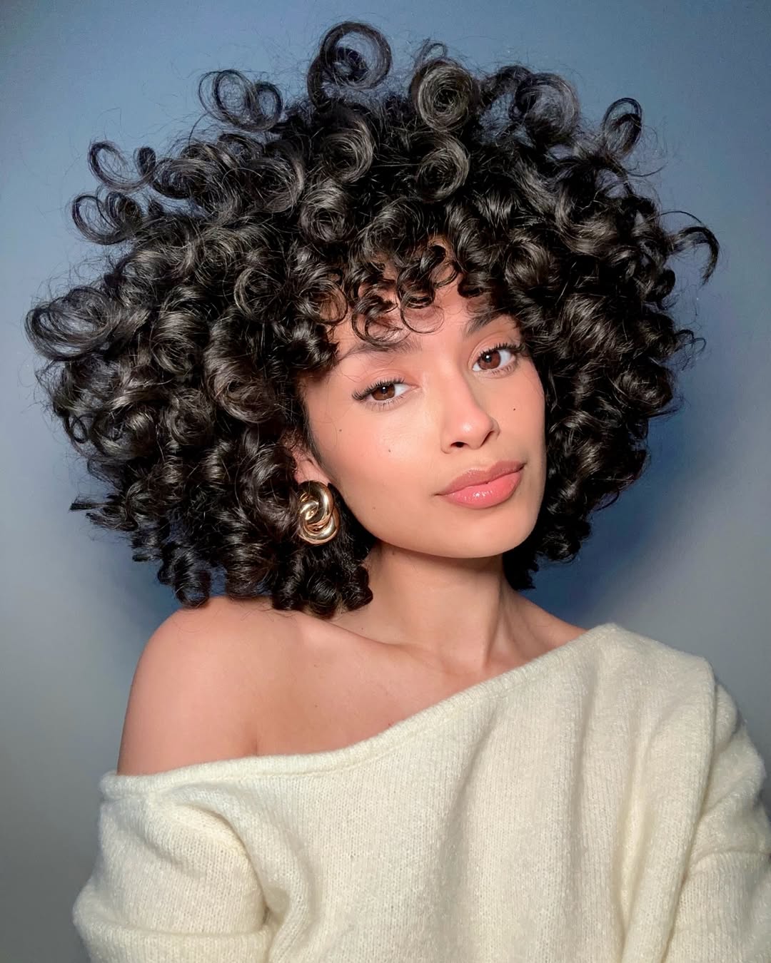Chic Volumetric Curly Bob with Precision Layers