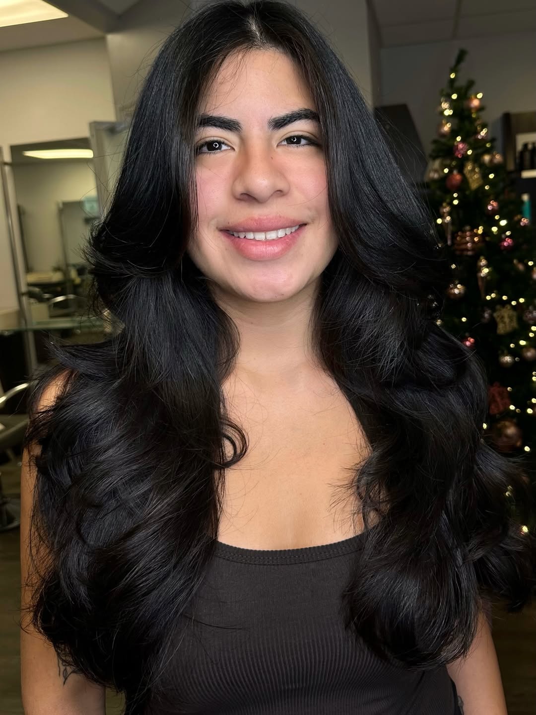 Luxurious Deep Waves with Glossy Finish