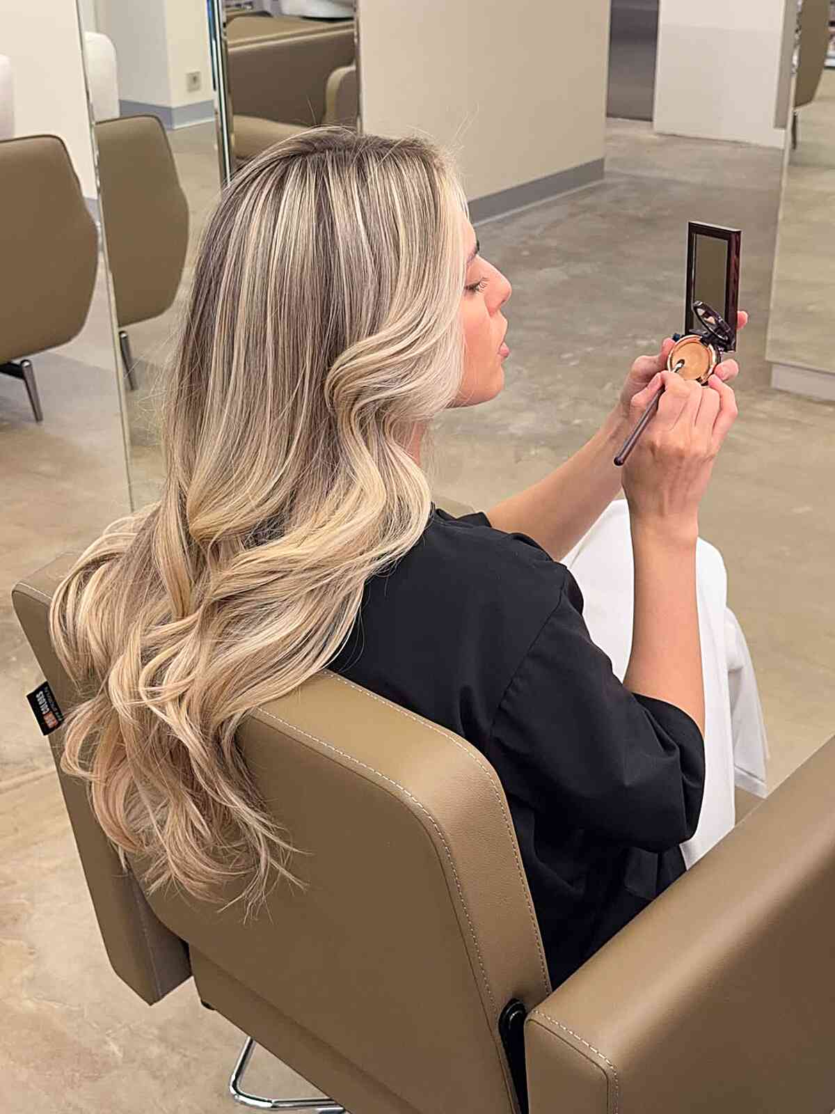 Beige Blonde Layered Long Hair