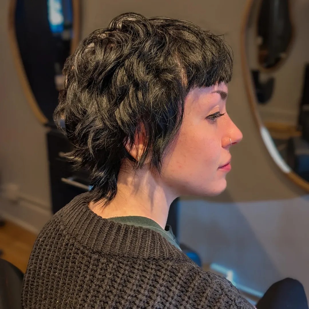 Sleek Ebony Tousled Shag with Natural Undulations